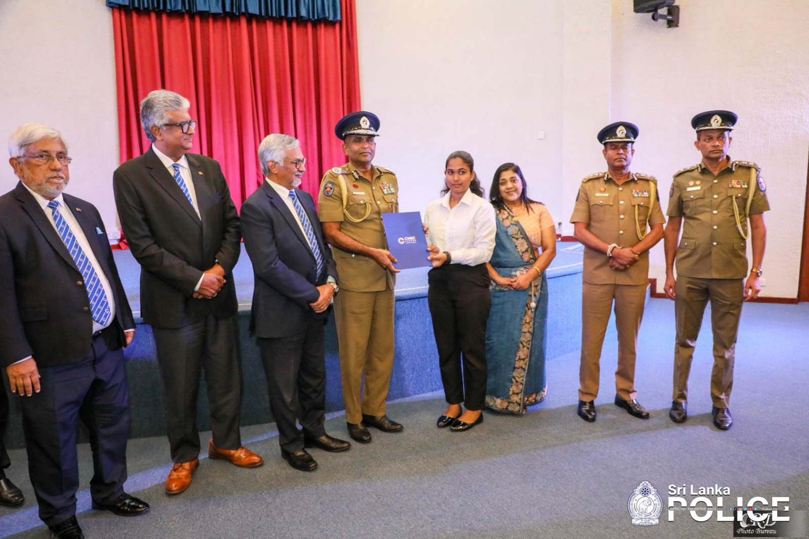 Undergraduate scholarships have been awarded to 11 children of police officers